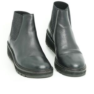 EILEEN FISHER Chelsea Twilight Matte Wedge Black Washed Leather Short Bo…